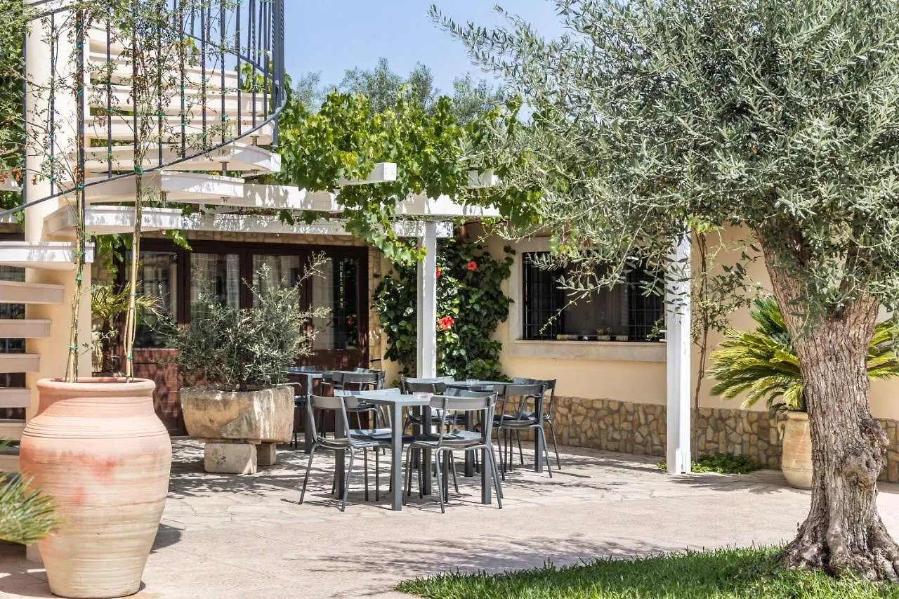 *** מלון נוטו Villa Felicia איטליה