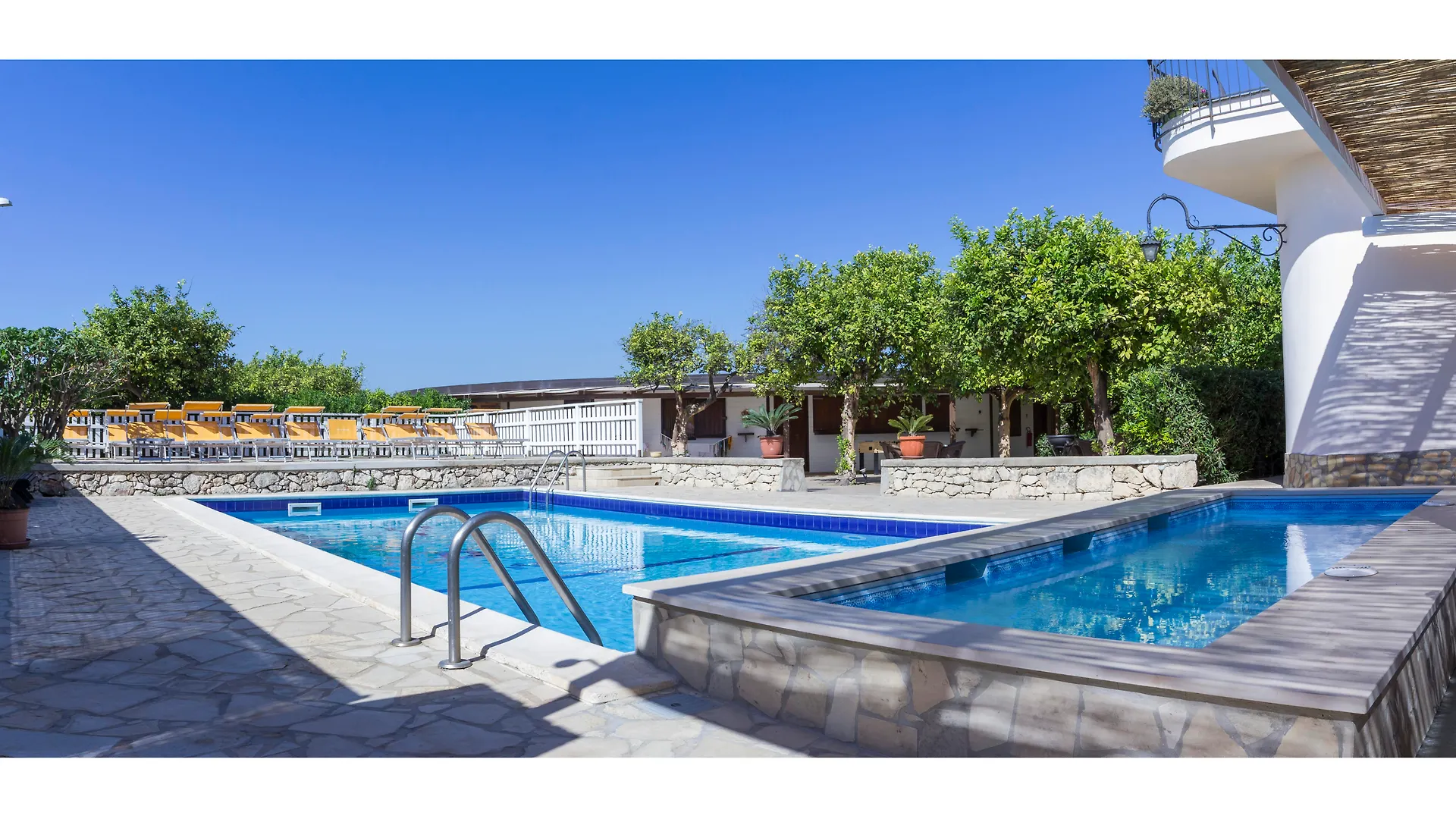 Villa Felicia Noto 3*,  Italien