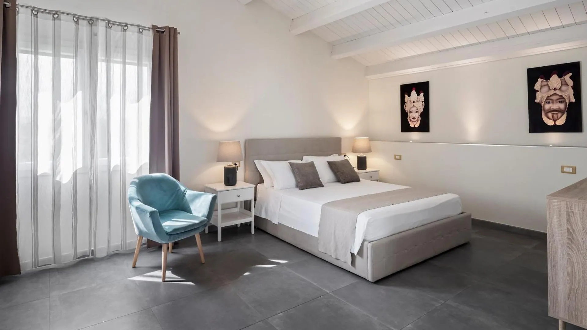 Villa Felicia Noto 3*,